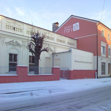 Penzion Fan Karlsbad Exteriör bild